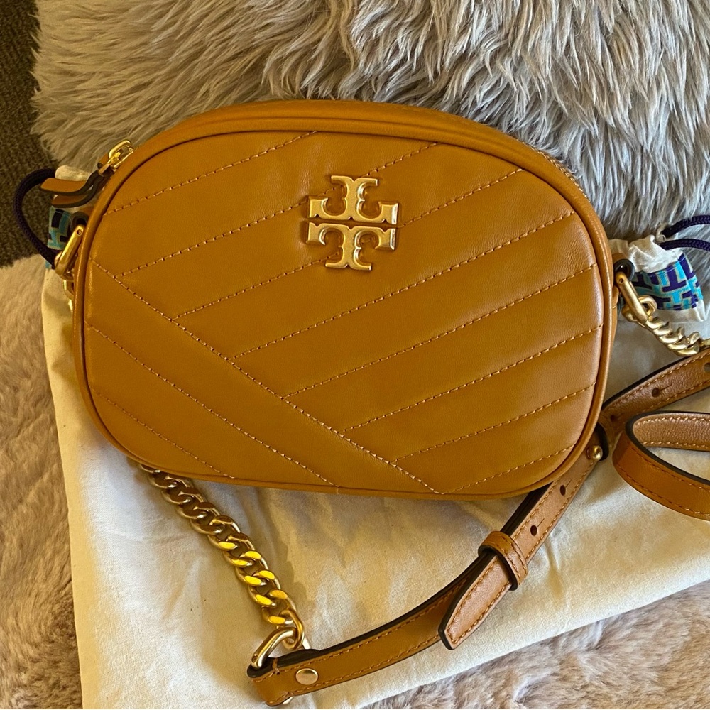 Tory Burch Kira Chevron Small Camera Bag